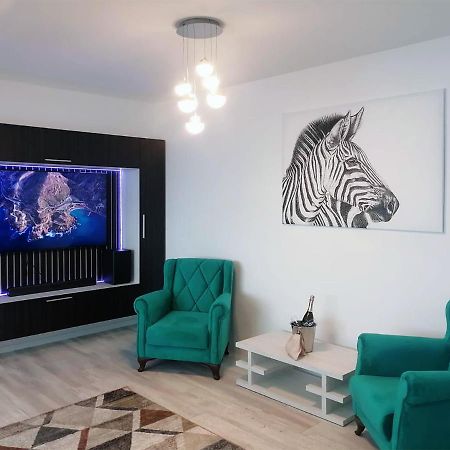 Ada Luxury Apartments 57 Mamaia Bagian luar foto