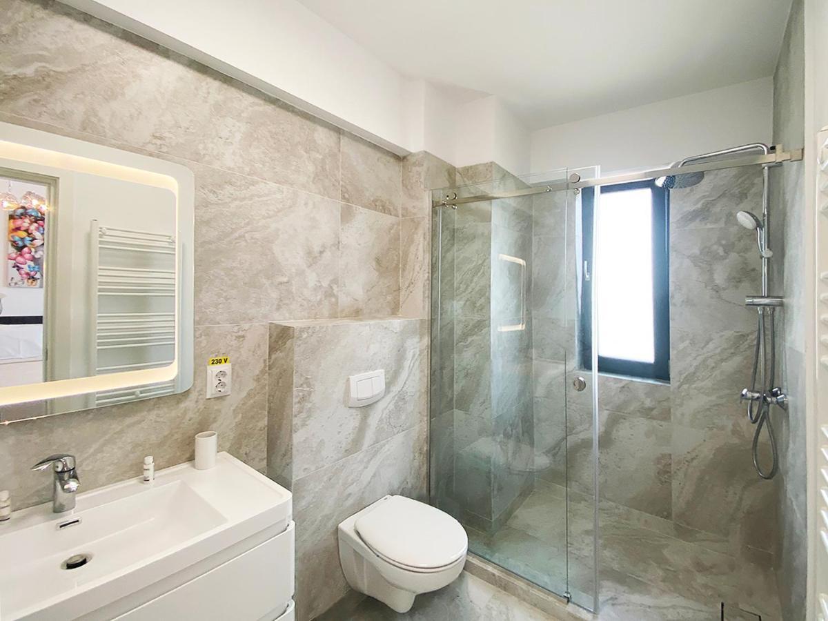 Ada Luxury Apartments 57 Mamaia Bagian luar foto