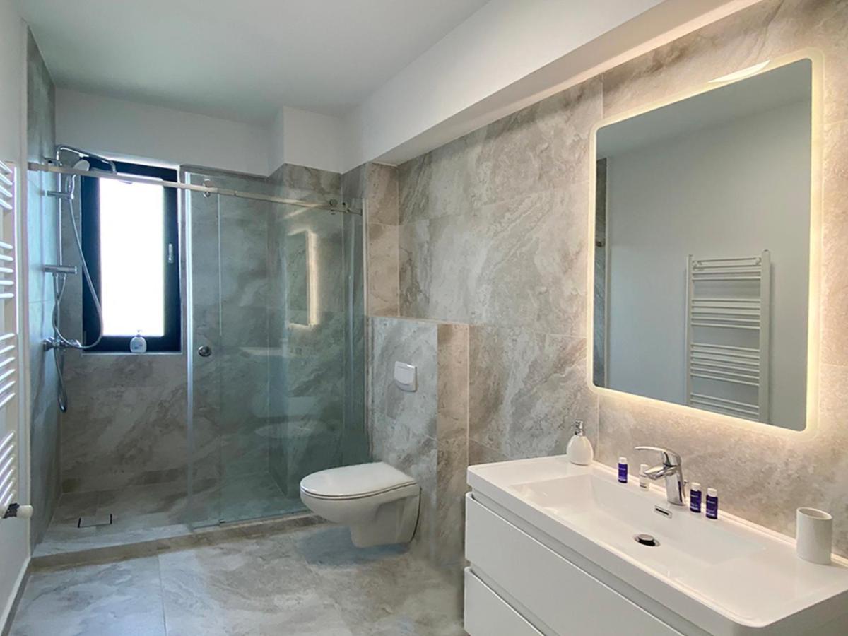 Ada Luxury Apartments 57 Mamaia Bagian luar foto