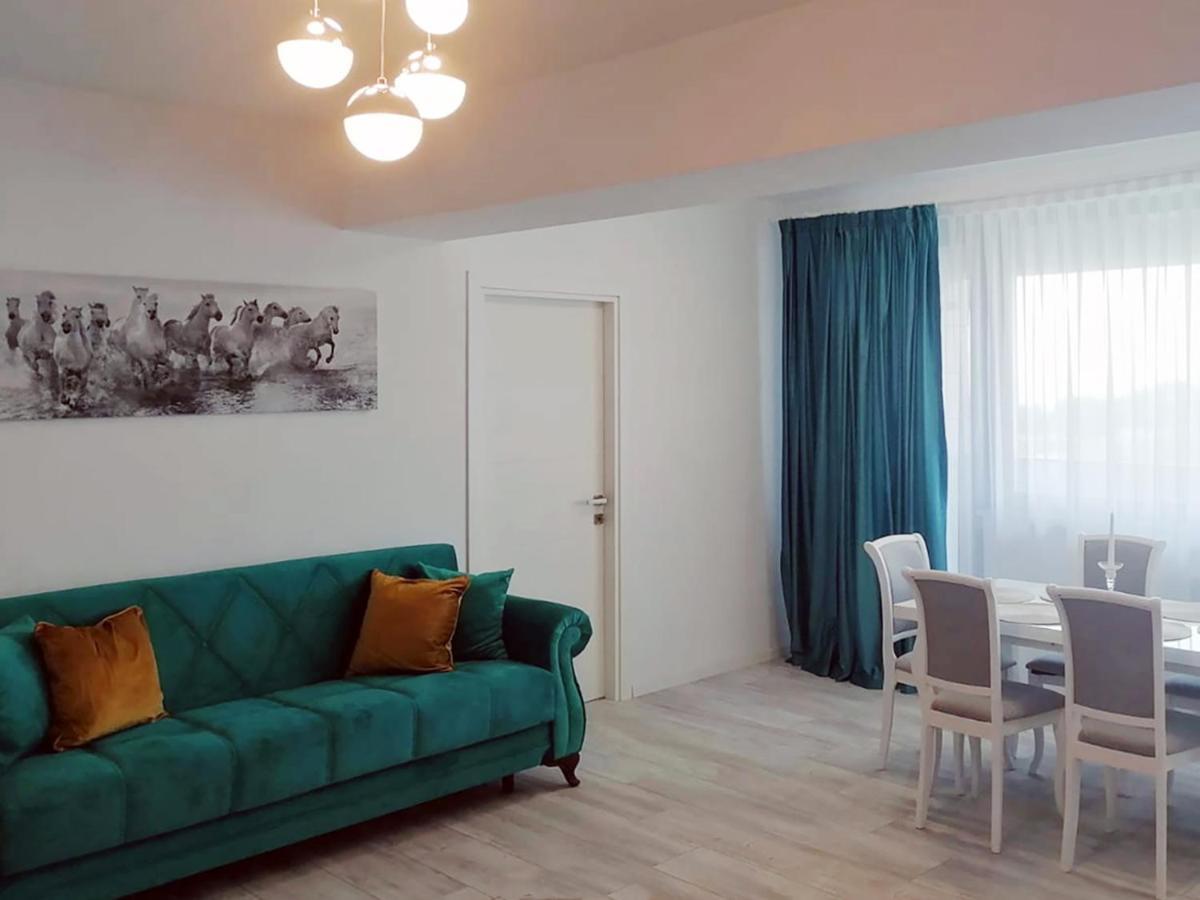Ada Luxury Apartments 57 Mamaia Bagian luar foto