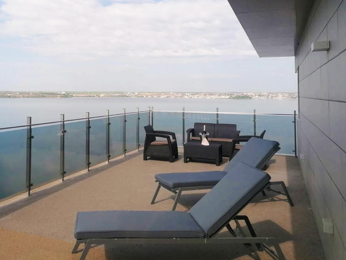 Ada Luxury Apartments 57 Mamaia Bagian luar foto